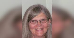 Sonia Lynn's Instagram, Twitter & Facebook