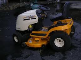 Dry grass or leaves may contact the engine exhaust and/ or build up on the mower deck presenting a potential fire hazard. Cub Cadet Lt1042 Cesped Tractor 42 Corte Con Kohler Courage 19hp Motor Ebay