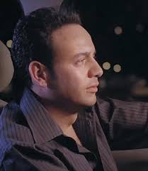 بسلم عليك لمصطفى قمر: أغنية رومانسية ساحرة