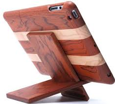 Ipad Wooden Case With Stand I M Such A Geek I Would Love This Woodworking Woodworking Projects Wooden Case