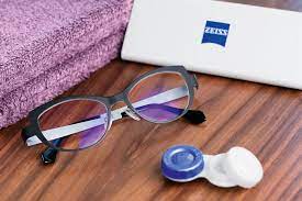 Carl zeiss smart optics has a google glass alternative that delivers data on the go in a much more subtle and less obtrusive google could learn a thing or two about glasses from the carl zeiss group. Details Zeiss Energizeme Spectacle Lenses