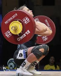 The remarkable strength in chinese depth also extends to the women. Liftmovesweat Loredana Toma