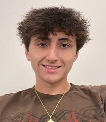 Eric Artemis's Instagram, Twitter & Facebook