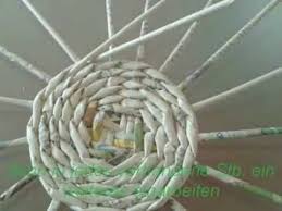 Anleitung Zum Hocker Basteln Mit Papierrollchen Basteln Mit Zeitungspapier Basteln Mit Alten Buchern