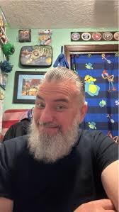 Humorous Diagnosis of Positive Personality Traits