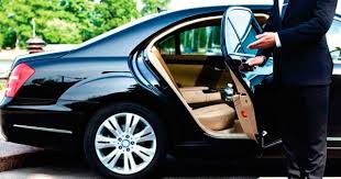What I Get In The Luxury Chauffeur Service Chauffeur Service Chauffeur Limo Rental