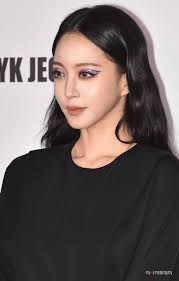 연예인 심한 노출 주의 요망<사진출처 : Nhfisgoyrpxztm