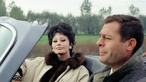 Starring marcello mastroianni sophia loren. De Sica And His Dynamic Duo Do What They Do Best Close Up On Yesterday Today And Tomorrow On Notebook Mubi