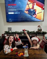 🎅 Merry Christmas! ☃️ And no the girls didn't watch Die Hard, even though  I really wanted them too! Here is a Christmas photo dump from the past  week. Not only did