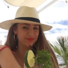 Laura mathias (@Lauramathias18)