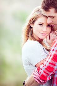 Super Cute Poses For Couples Photos To Show Your Love Cute Couple Poses Couple Photography Couple Posing