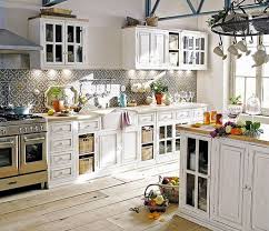 Les caissons de cuisine peuvent avoir différentes formes, couleurs etc. Die Kuche Im Landhausstil Wohnen Design Cuisines Rustiques Modernes Meuble Bas Cuisine Cuisine Rustique