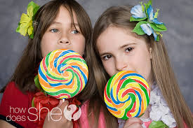 10 Tips For Taking Pictures of Your Kids