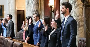 WisBar News: Marquette Admissions: Welcome to 185 New Wisconsin Lawyers: