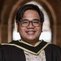 Cary Santos's Instagram, Twitter & Facebook