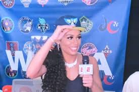 Последние твиты от chelsea dungee (@chelsea_dungee). Wnba Chelsea Dungee Of Arkansas Lands Close To Home With Dallas Wings Swish Appeal