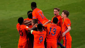 Daniele de rossi opende de wedstrijd voor italië met een enorme knal op doel, op ruim 30 meter afstand. Oranje Onder 17 Ten Koste Van Engeland Naar Ek Eindstrijd Nos