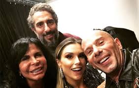 A record tv soltou hoje a lista das celebridades confirmadas no novo reality show da emissora paulistana, o ilha record.o elenco do novo programa de sabrina sato conta como nomes cláss Rafael Ilha Da Palpite Sobre Participantes De A Fazenda O Fuxico