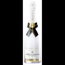A rather interesting, exciting release from champagne maestros moët & chandon, their ice imperial champagne is made specially to be enjoyed over ice! Moet Chandon Ice Imperial Halbtrocken 0 75 L Flasche Metro