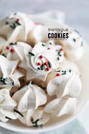 Easy Meringue Cookies Recipe Plus Video Taste And Tell Recipe Best Christmas Cookies Meringue Cookies Holiday Cookies