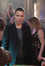 Raised in california, the actress played a big part in several films and tv shows. Detective Decker Celebrity Film Lauren German Lucifer