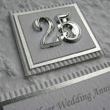 Enjoy our assortment of the best anniversary gift ideas. 25th Wedding Anniversary Gifts Find The Best Ones For 2021