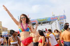 Hotel direct offer!2 days of hot springs included with your overnight stay. Wild College Students On Spring Break Descend Upon South Padre Texas Daily Mail Online