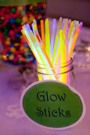 10 Kid S Table Wedding Ideas The Kids And Adults Will Love Kids Table Wedding Wedding With Kids Kids Wedding Activities
