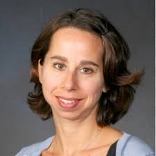 Danielle Crown's Instagram, Twitter & Facebook