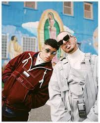 Model applications optin simply enter your email address below to get instant access: Bad Bunny Contentcreation Digitalmarketing Aenlagency Co Aenl Bunny Fashion Bunny Wallpaper Bunny Outfit