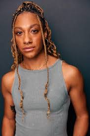 Natasha Stein's Instagram, Twitter & Facebook