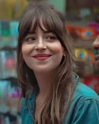 Favorite Actress you used to like but don't like anymore only because..  (checks notes) of what she looks like a year later? : r/okbuddycinephile