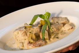 Geschnetzeltes Kalbfleisch An Limetten Oliven Sauce Rezept Geschnetzeltes Lebensmittel Essen Fleisch