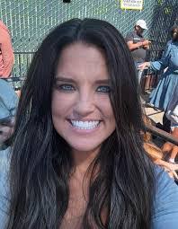 Tammy Desjardins's Instagram, Twitter & Facebook