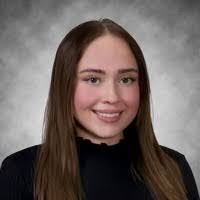 Melissa Firestone's Instagram, Twitter & Facebook