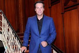 Moderátor televizních novin petr suchoň se pochlubil skvělou zprávou. Petr Suchon Byt Manzelem Klary Je Pro Me Splneny Sen Idnes Cz