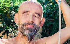 Lorena Watson's Instagram, Twitter & Facebook