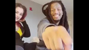 Met Gaktrizzy in Texas, watch my play with dat big ole dick - XNXX.COM