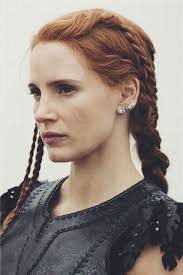 Universal has been puzzling over how to make a sequel to snow white and the huntsman after the first film made $396 million. Jessica As Sara From The Huntsman Winter S War Jessica Chastain Hair Styles Beauty