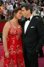 She has nurtured a diverse career covering a wide range of topics, from environmental journalism and animal advocacy to celebrity journalism and apprehending fugitives. Pierce Brosnan Keely Shaye Smith Sweet Love Celebrities Pierce Brosnan Famous Couples