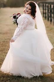 Plus Size Wedding Dresses For The Most Beautiful And Curvy Brides Plus Wedding Dresses Wedding Dresses Lace Simple Plus Size Wedding Dresses
