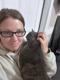 Whose cat? Charlestown, IN No chip :-(