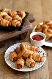 Amuse Bouche Facile Saucisses Feuilletees Pigs In Blankets Recette Apero Dinatoire Facile Idees Apero Dinatoire Facile Recette Apero Facile