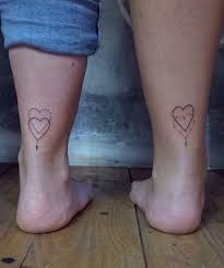 Féerie fantasy jeune fille mer. These 17 Sister Tattoos Will Inspire Your Own Tatouage Soeurs Tatouage Tatouage Sister