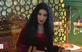 بداية سمية الخشاب وسمية الخشاب من مواليد مدينة الإسكندرية، اسمها بالكامل سمية سعيد السيد فتيحه، تخرجت من كلية التجارة بجامعة الإسكندرية في عام 1997، شاركت في عدد كبير من الأفلام والمسلسلات. Ù…Ù† Ù‡ÙŠ Ø³Ù…ÙŠØ© Ø§Ù„Ø®Ø´Ø§Ø¨ ÙˆÙ…Ø§ Ù‡Ùˆ Ø§Ø³Ù…Ù‡Ø§ Ø§Ù„Ø­Ù‚ÙŠÙ‚ÙŠ ÙˆÙŠÙƒÙŠ Ù…ØµØ±