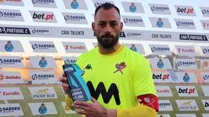 O porto de leixões é a maior infraestrutura portuária do norte de portugal e uma das mais. Fc Porto B Leixoes 1 2 Jose Mota Vence Na Estreia Com Beto A Ser Protagonista 2Âª Liga Jornal Record