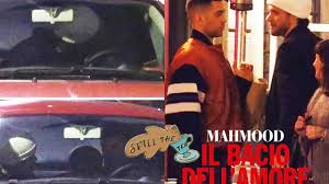 Poi però il cantante ed il ballerino sono stati beccati da soli. Mahmood Bacia Il Fidanzato Ecco Chi E Spillin The Tea I Gossip Della Settimana 17marzo Youtube