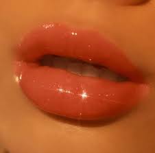 Maybe you would like to learn more about one of these? 20 Glossy Lips Aesthetic Ideas Glossy Lips Lips Aesthetic Makeup