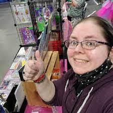 Heather Farrington's Instagram, Twitter & Facebook