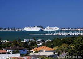 Information on where your ship docks, how to get from the port into the city, maps, bus and shuttle information, public transport options, cruise cruise ships actually dock in the town of mount maunganui which has restaurants, shops, and a nice beach. Tauranga Hafen In New Zealand Vesseltracker Com